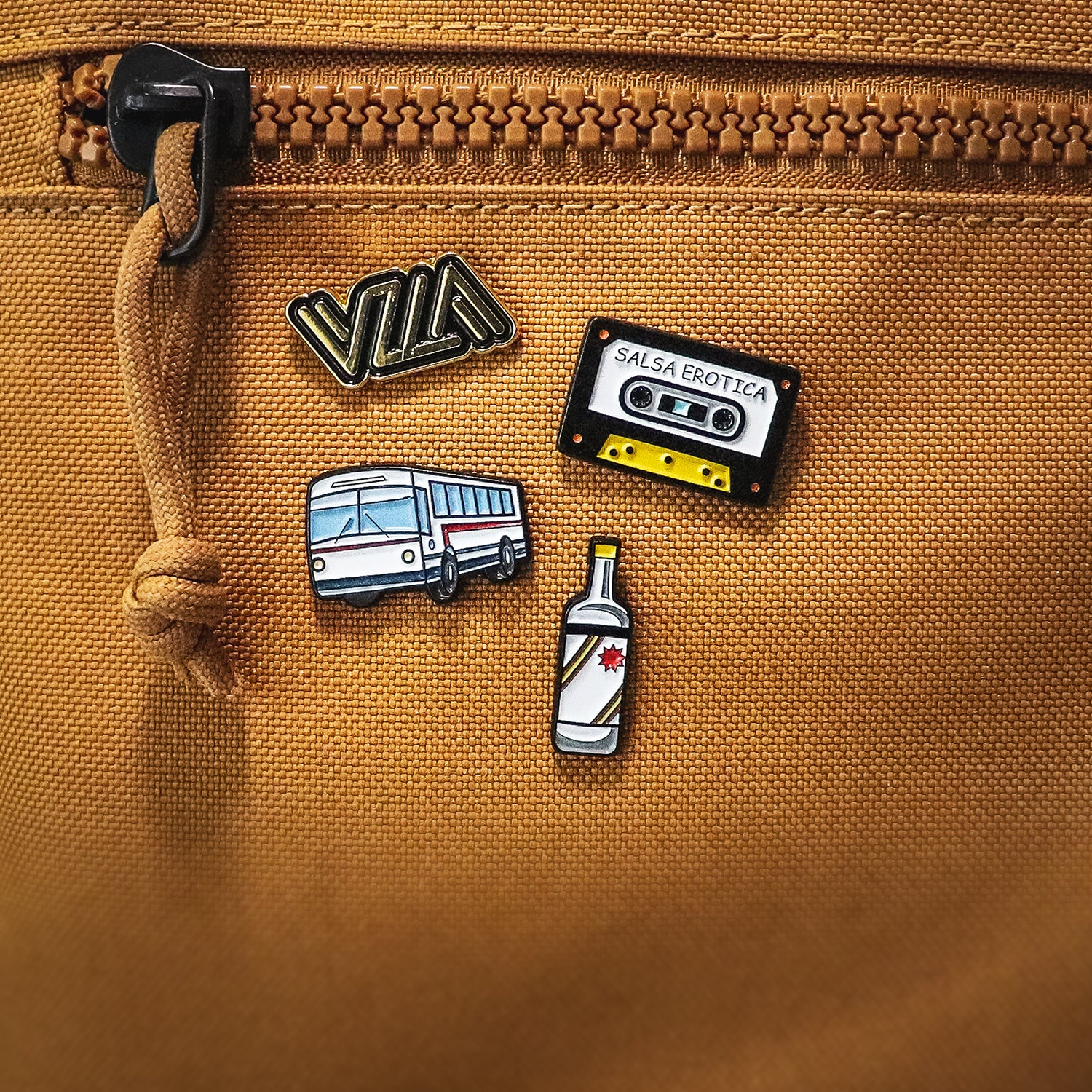 VZLA Anís Botella Pin